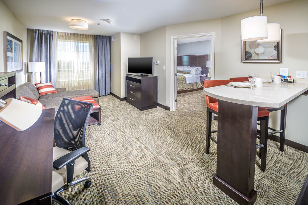 Staybridge Suites Corona South By Ihg Eksteriør billede