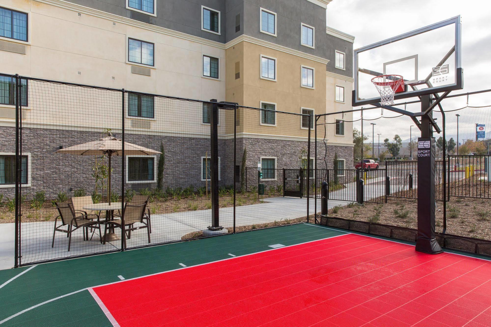 Staybridge Suites Corona South By Ihg Eksteriør billede