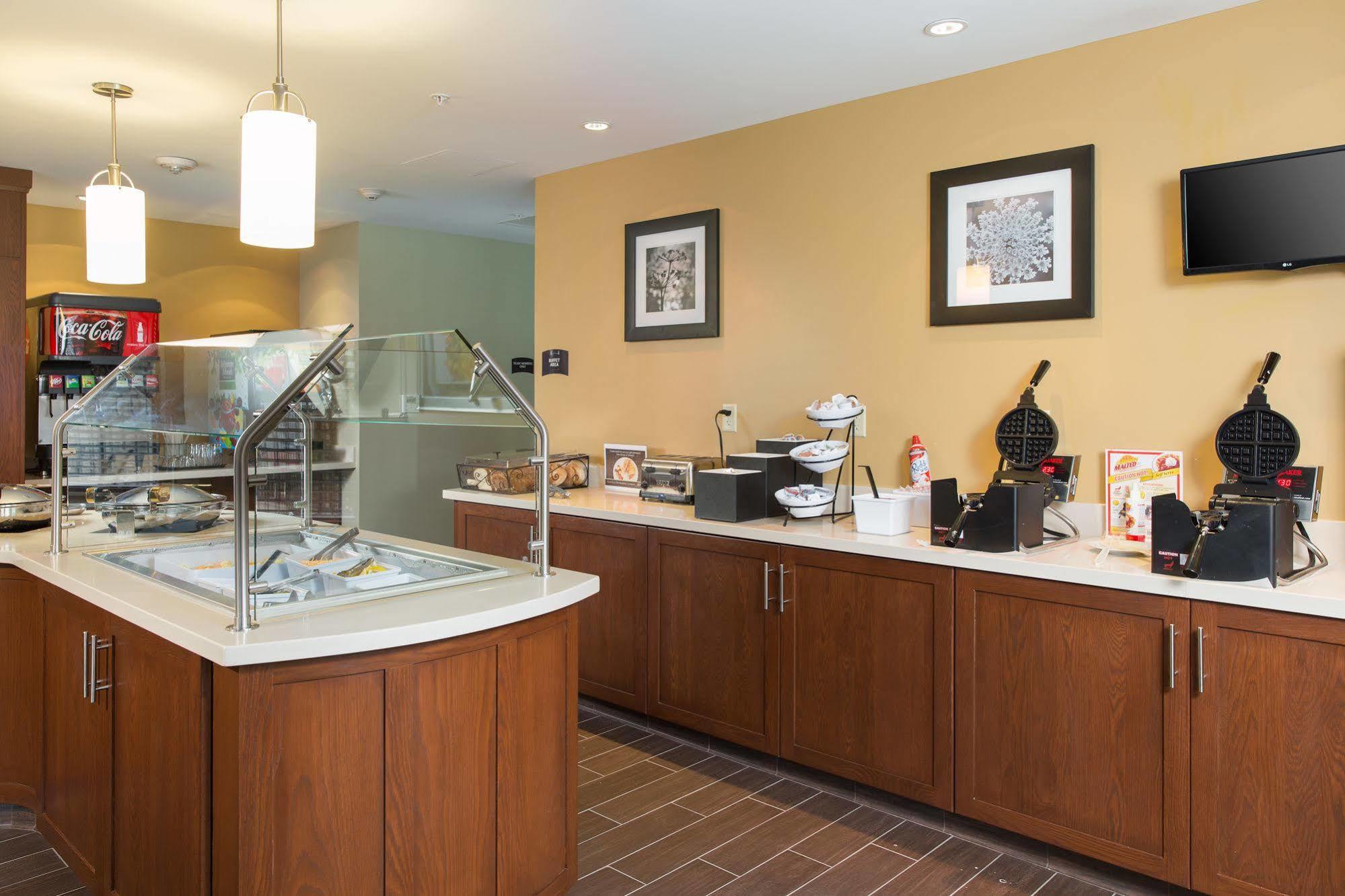 Staybridge Suites Corona South By Ihg Eksteriør billede