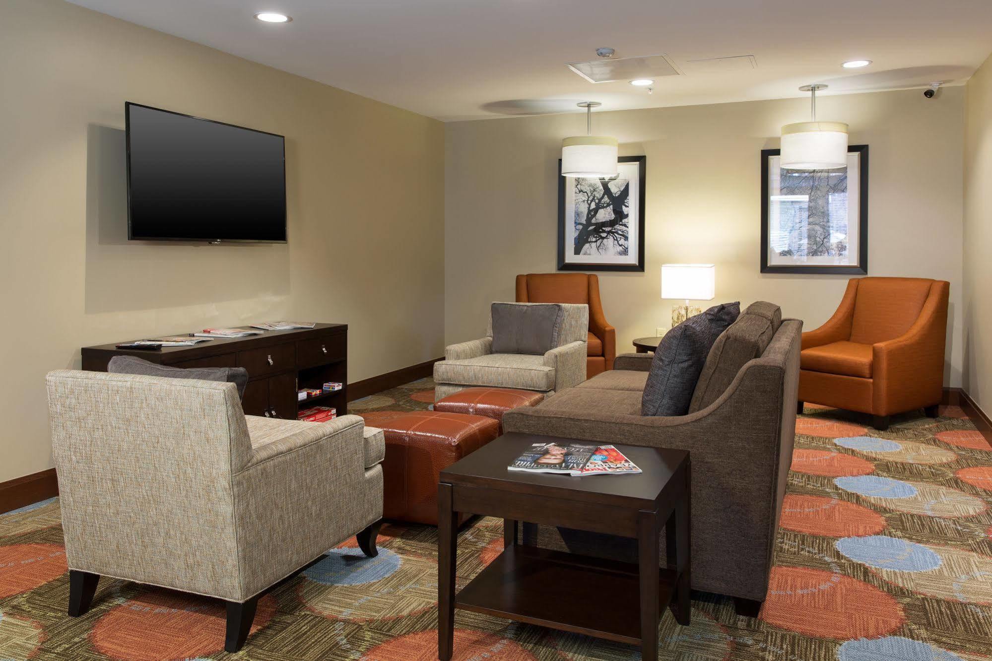 Staybridge Suites Corona South By Ihg Eksteriør billede